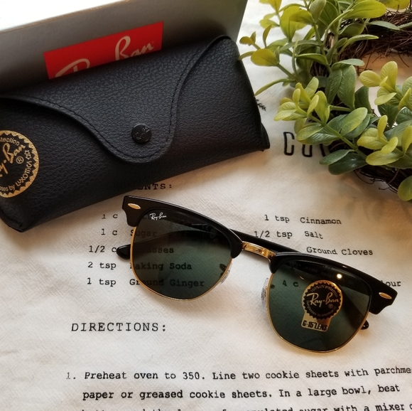 Black Ray Ban Clubmaster Sunglasses NWT Authentic - Picture 1 of 6